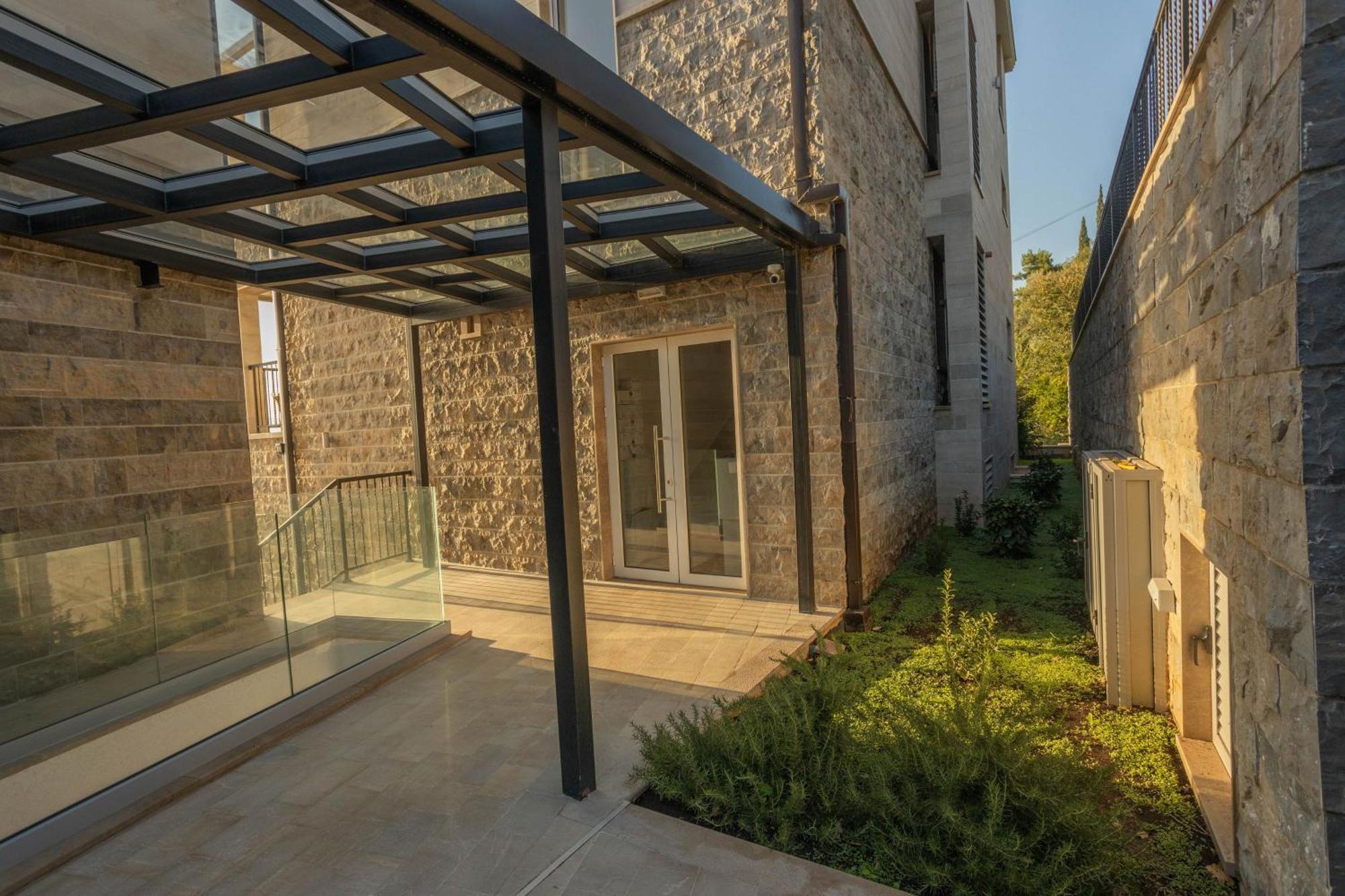 Panorama Bay Luxury Apartments Kotor Luaran gambar