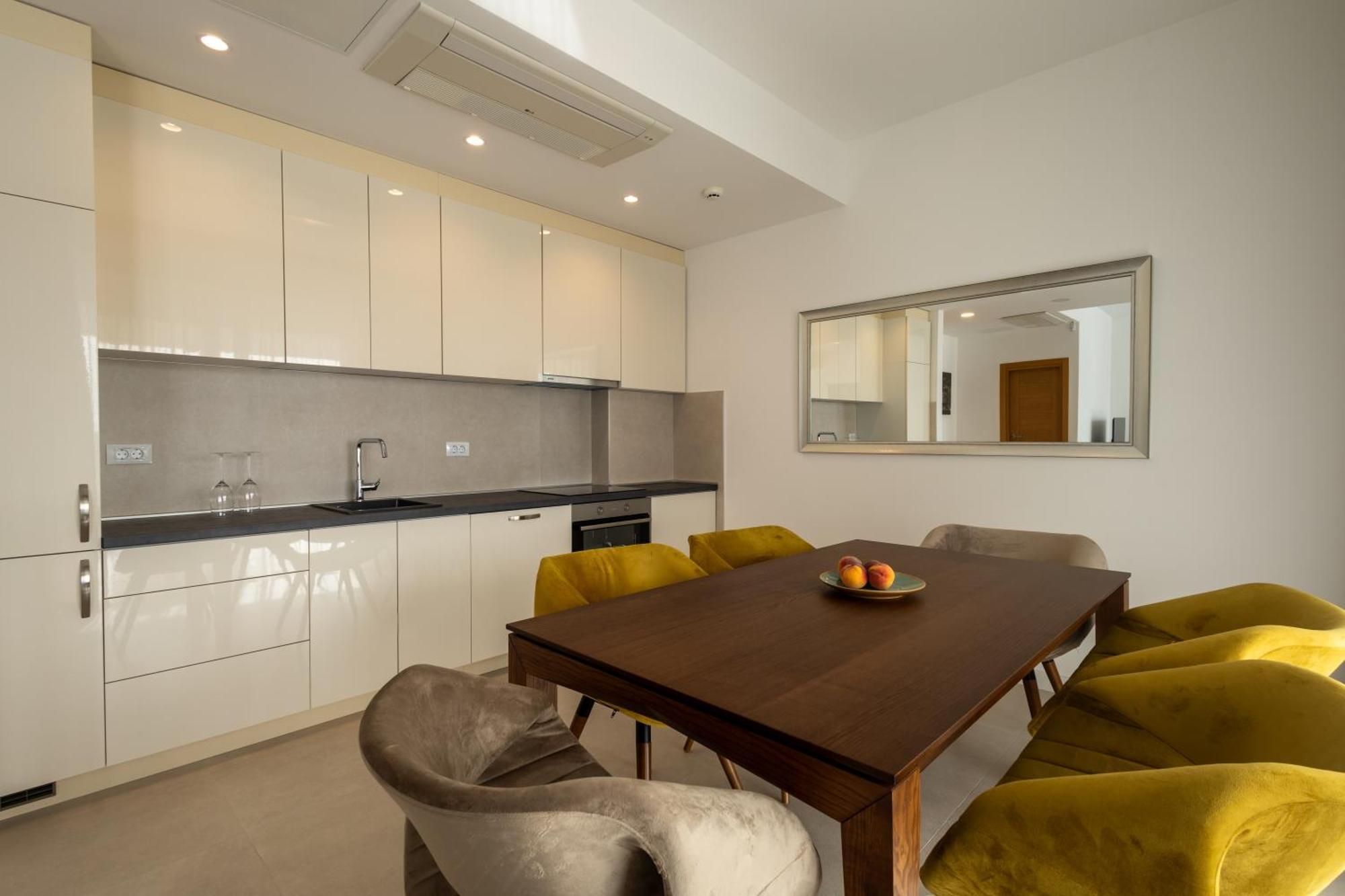 Panorama Bay Luxury Apartments Kotor Luaran gambar