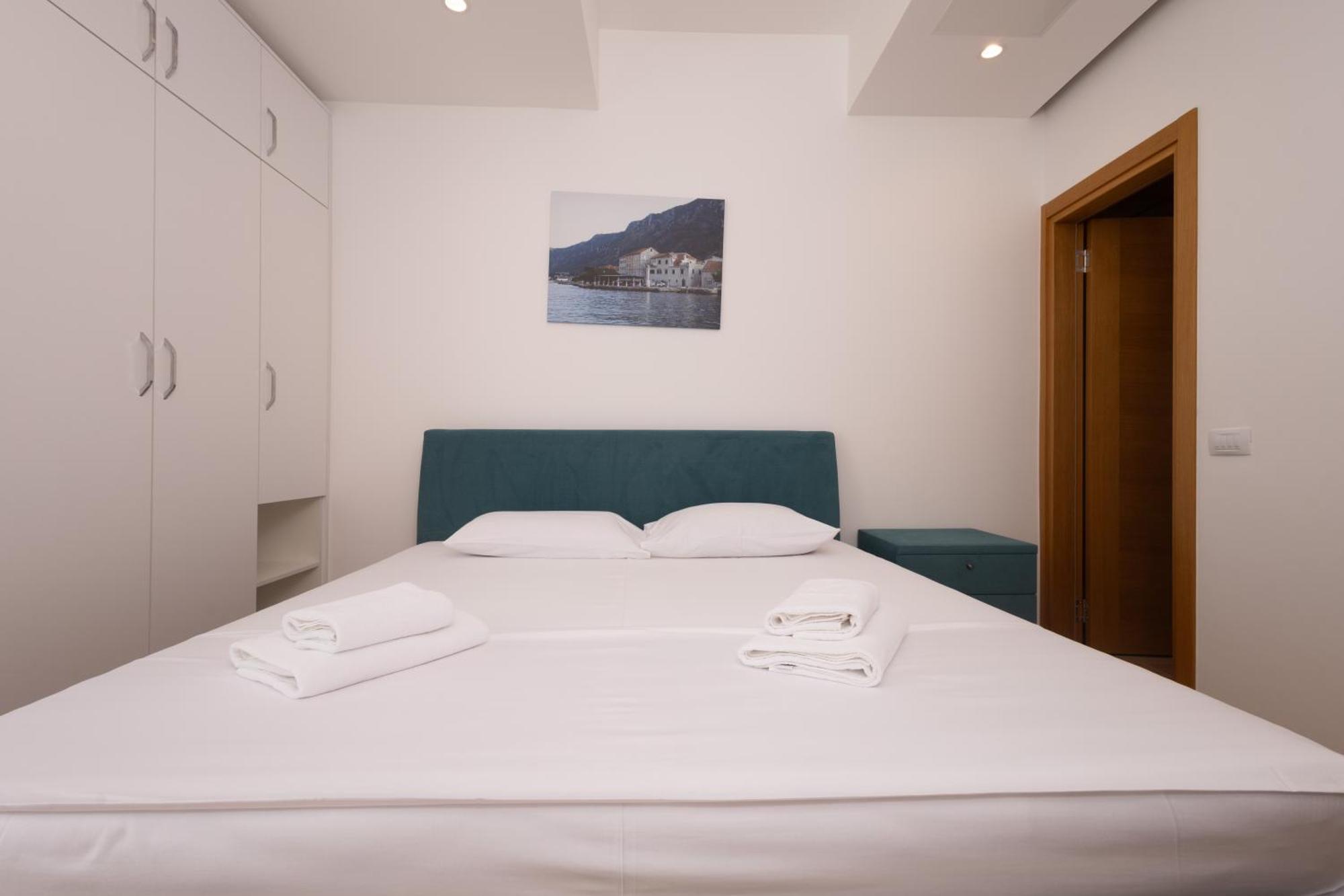 Panorama Bay Luxury Apartments Kotor Luaran gambar