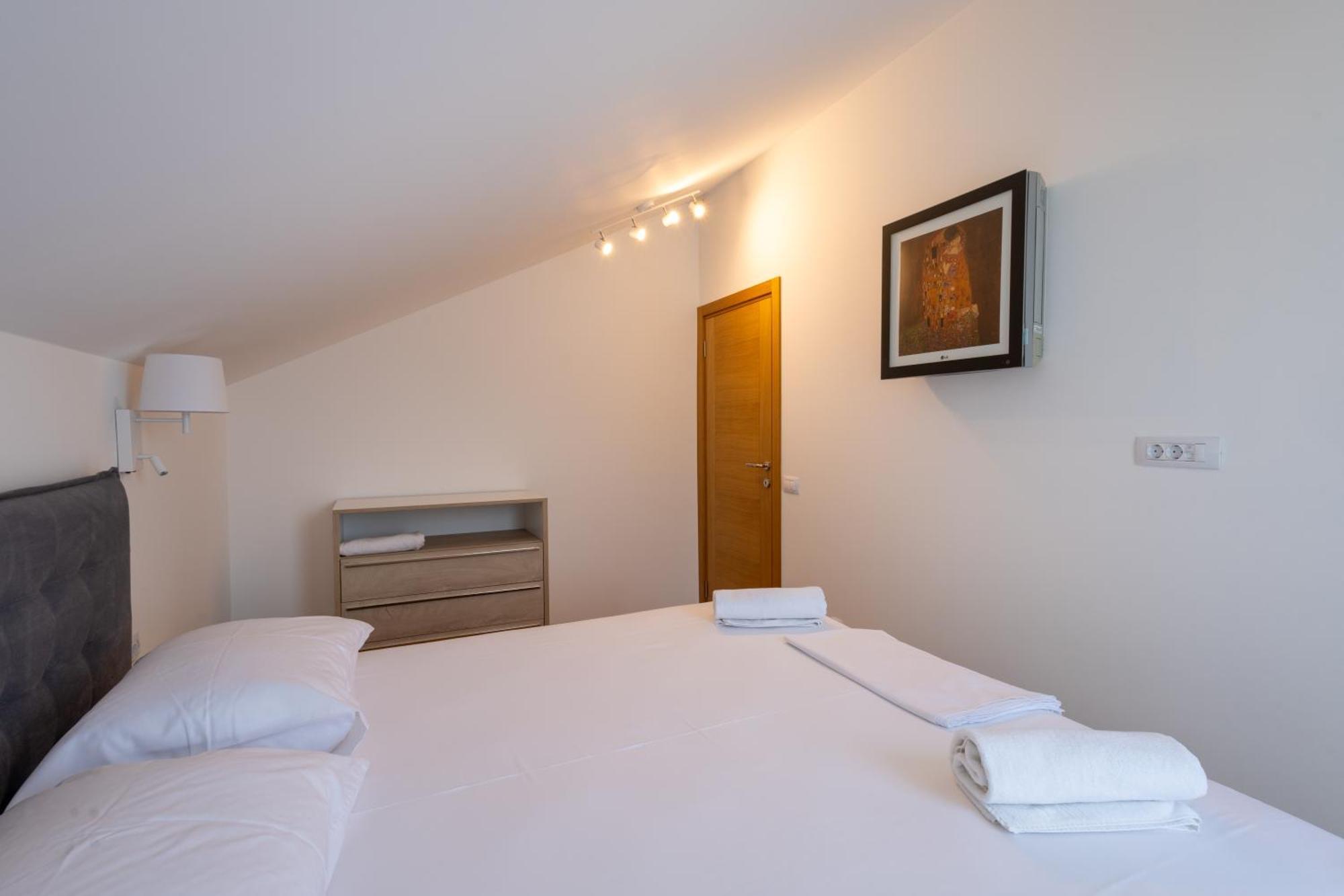 Panorama Bay Luxury Apartments Kotor Luaran gambar