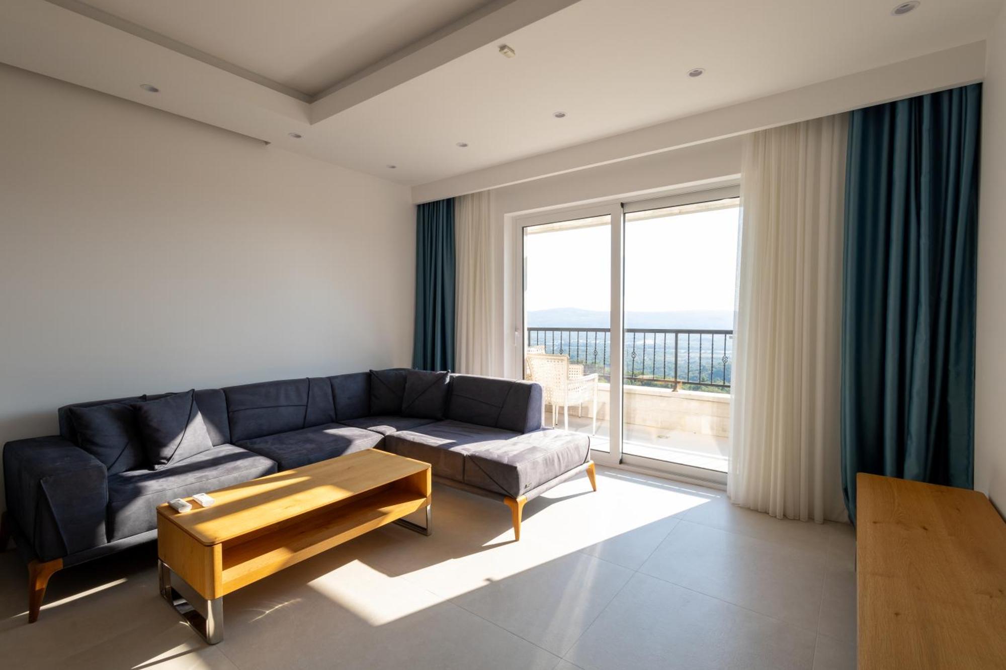Panorama Bay Luxury Apartments Kotor Luaran gambar