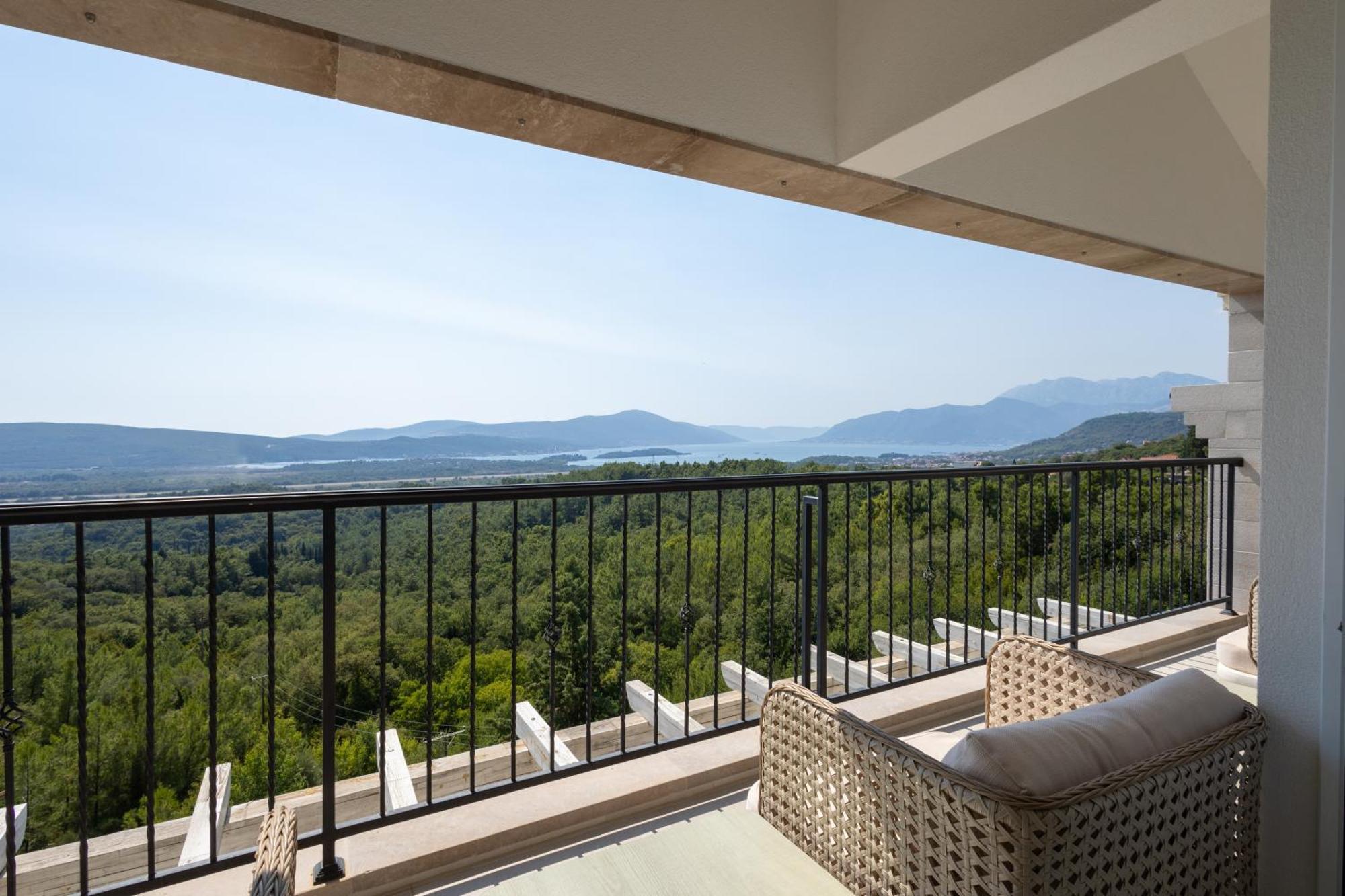 Panorama Bay Luxury Apartments Kotor Luaran gambar