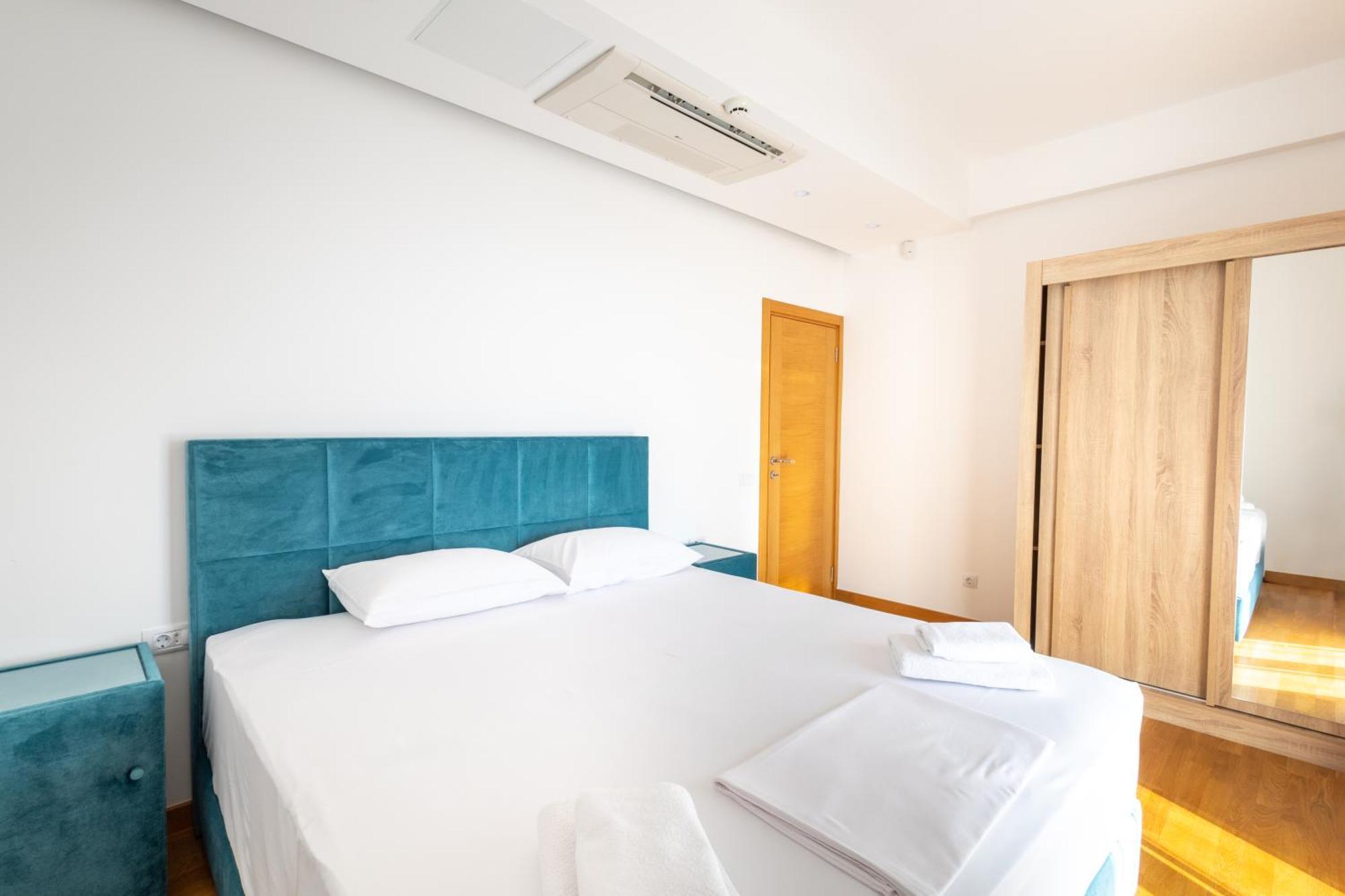 Panorama Bay Luxury Apartments Kotor Luaran gambar